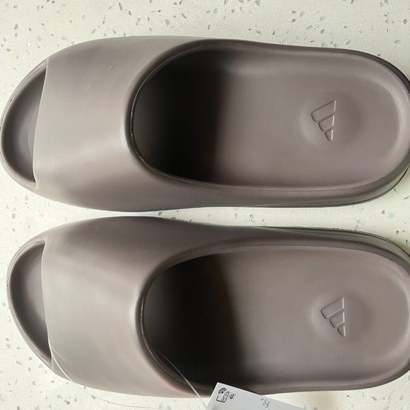 Yezzy slides - Picture 6 of 10